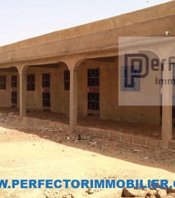 UN CELIBATORIUM DE 5 PORTES BÂTI SUR UNE PARCELLE DE 300 M² EN VENTE A OUAGADOUGOU